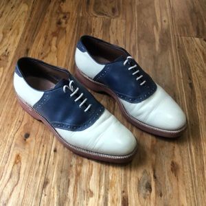 Allen Edmonds / Men’s Sz 6 / Navy & Cream